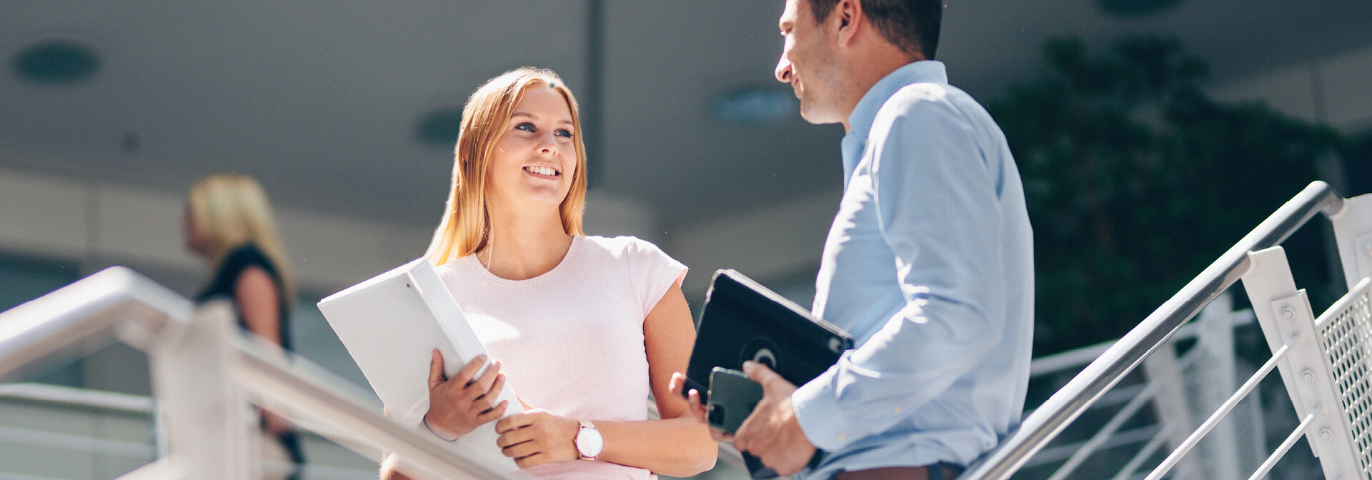 Employees in conversation